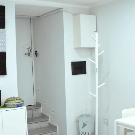 Apartment Cico Art Neapel